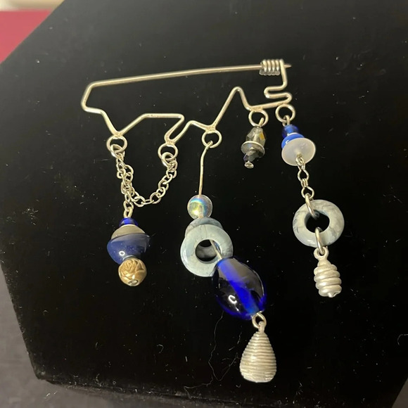 One of a Kind Handmade Sterling Silver Blue Glass Bead Dangle Safety Pin Brooch - Picture 6 of 7